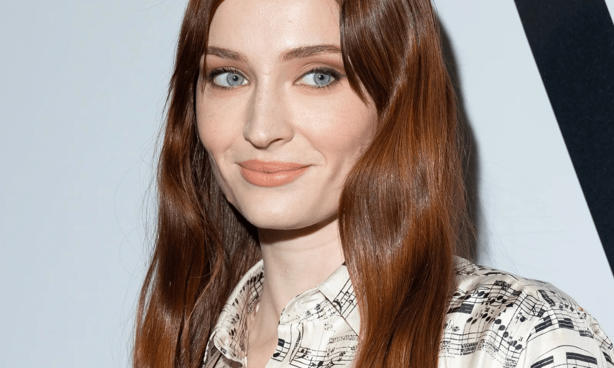 Malia Obama hairstyle switch-Up