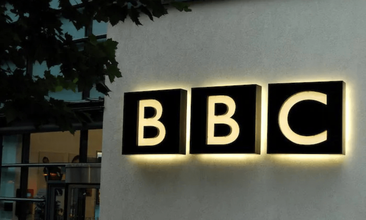 BBC Information, Newspaper Bias